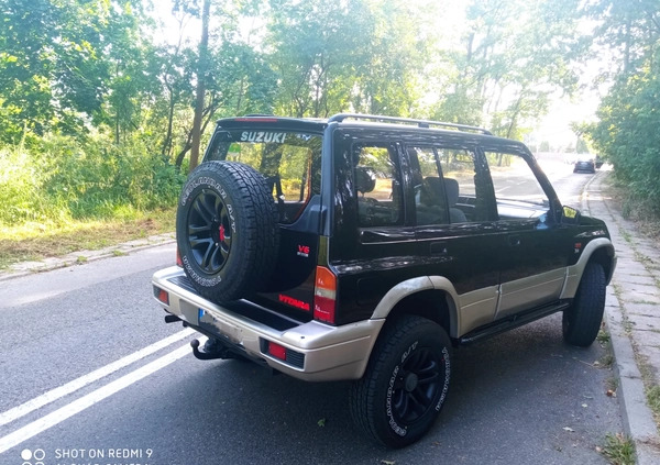 Suzuki Vitara cena 25900 przebieg: 240000, rok produkcji 1996 z Białystok małe 232